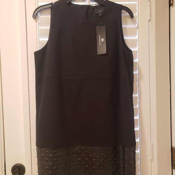 Banana Republic Dresses & Skirts - BR Banana Republic Trimmed Sheath Dress